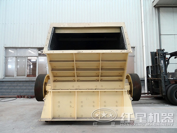 1315反擊式破碎機時產量可達多少噸？