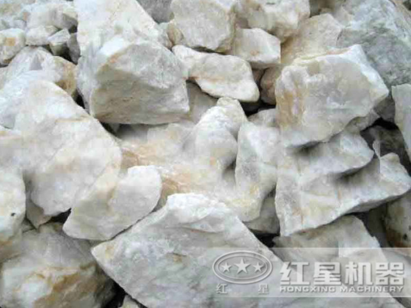 時(shí)產(chǎn)800噸的硅石破碎生產(chǎn)線需要哪些設(shè)備？需要投資多少錢？